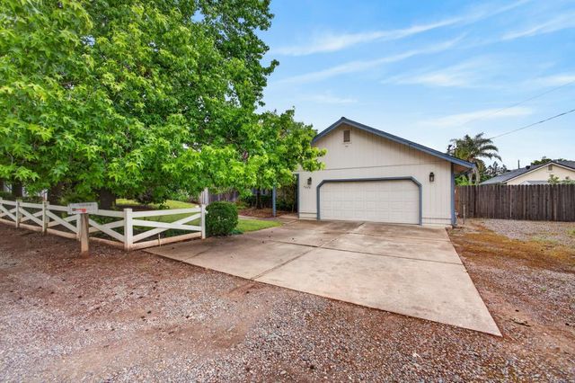 7649 El Modena Ave, Elverta, CA 95626