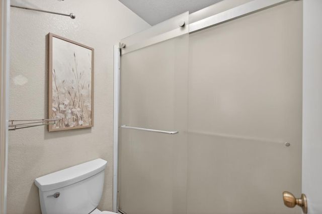 7649 El Modena Ave, Elverta, CA 95626