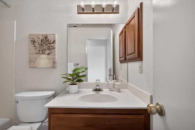 7649 El Modena Ave, Elverta, CA 95626