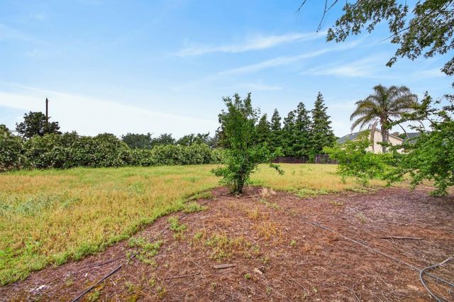 7649 El Modena Ave, Elverta, CA 95626