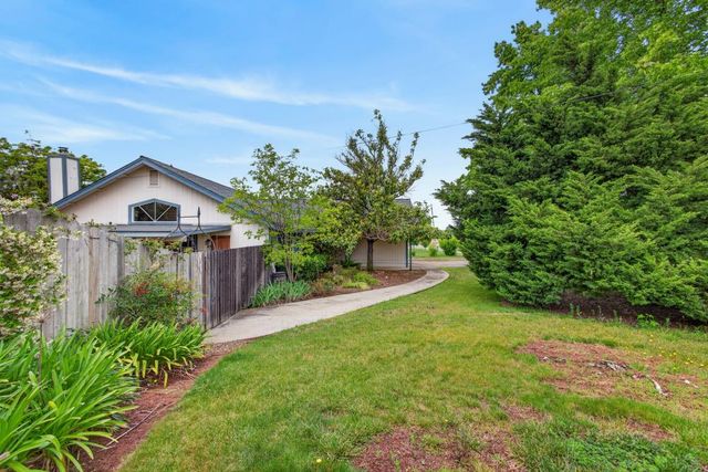 7649 El Modena Ave, Elverta, CA 95626