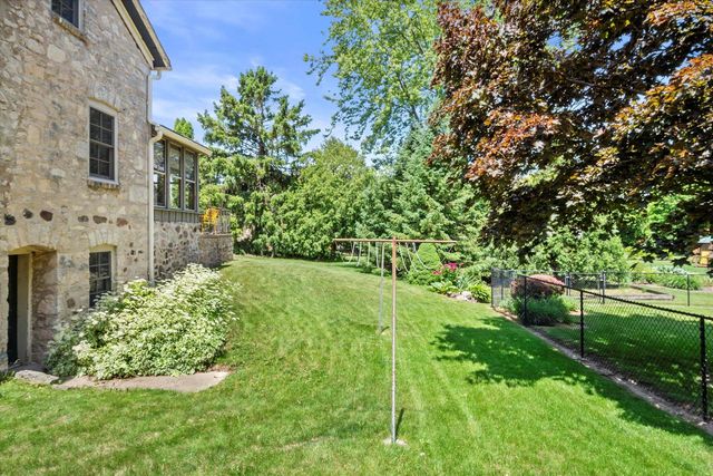 1718 17th AVENUE, Grafton, WI 53024