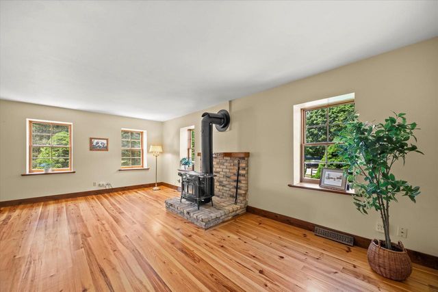 1718 17th AVENUE, Grafton, WI 53024