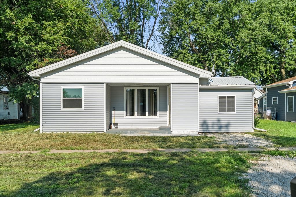716 N Main Street, Stuart, IA 50250