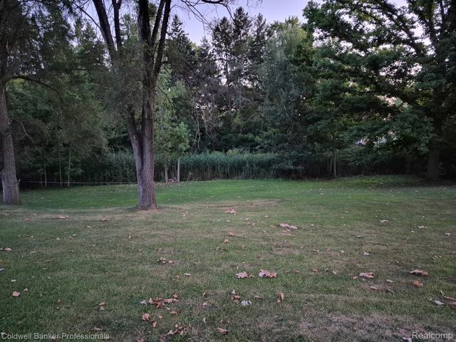 3384 Swartz Street, Flint Charter Township, MI 48507