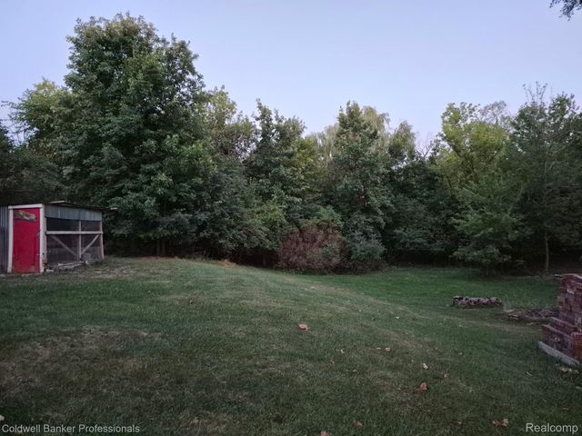 3384 Swartz Street, Flint Charter Township, MI 48507