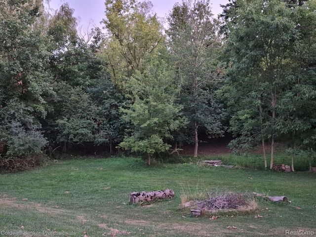3384 Swartz Street, Flint Charter Township, MI 48507