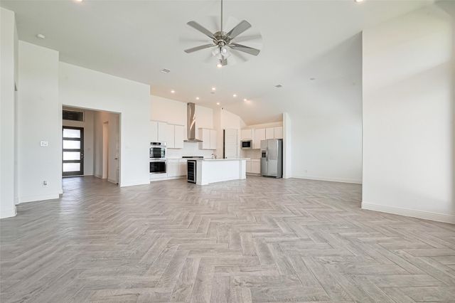 3019 Golden Isle Drive, Texas City, TX 77568