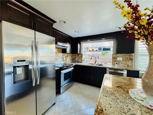 20392 Running Springs Lane, Huntington Beach, CA 92646
