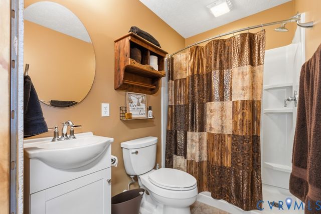 7191 Figuly Rd, Mechanicsville, VA 23111