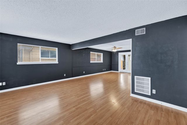 5426 Winton Street, Dallas, TX 75206