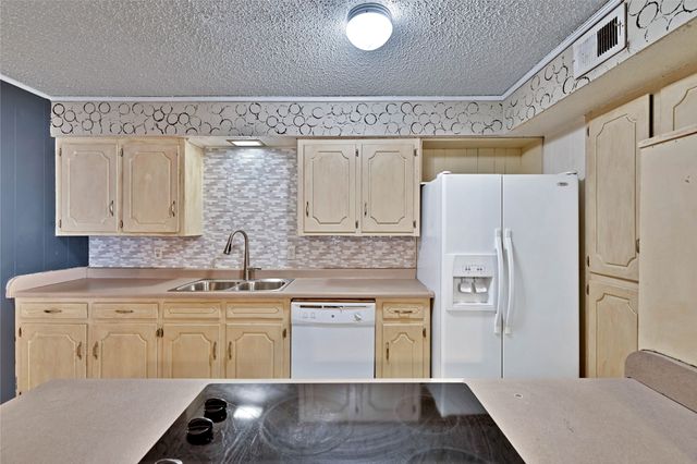 5426 Winton Street, Dallas, TX 75206