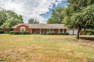 6225 N Hill Lane, Fort Worth, TX 76135