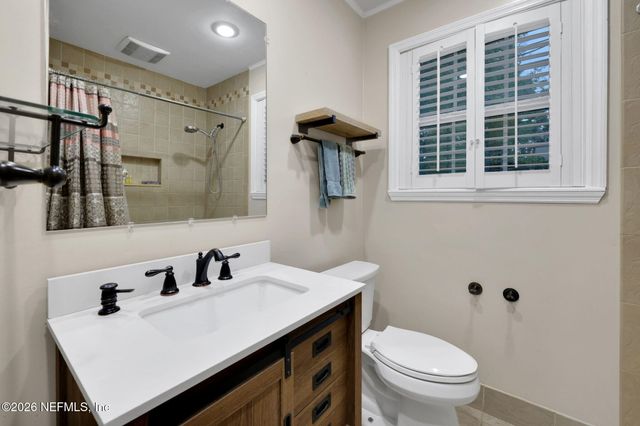 1536 HARBOR OAKS Road, Jacksonville, FL 32207