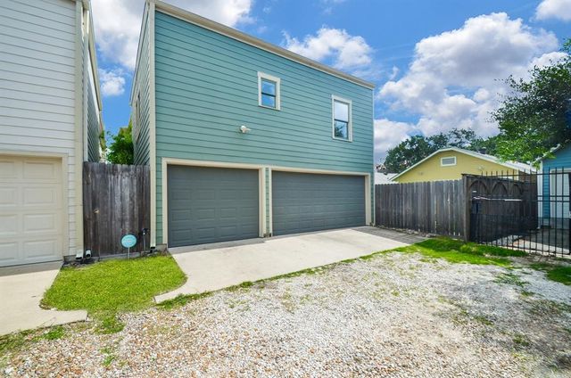 626 E 22nd Street, Houston, TX 77008