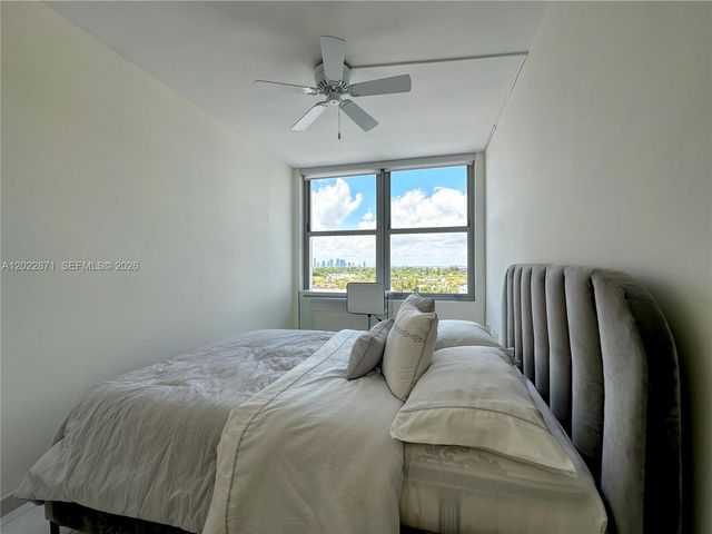 2899 Collins Ave 1042, Miami Beach, FL 33140
