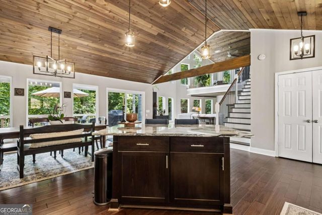 3452 Point View Circle, Gainesville, GA 30506