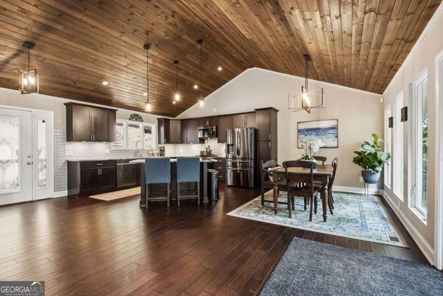 3452 Point View Circle, Gainesville, GA 30506