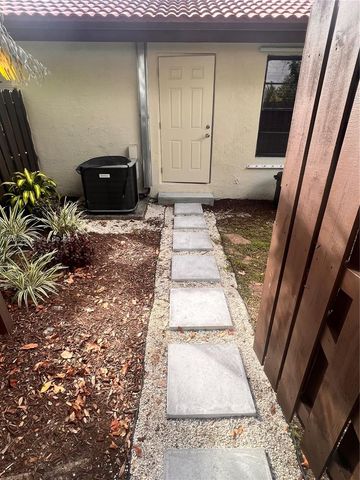 13328 SW 65th Lane 0, Miami, FL 33183
