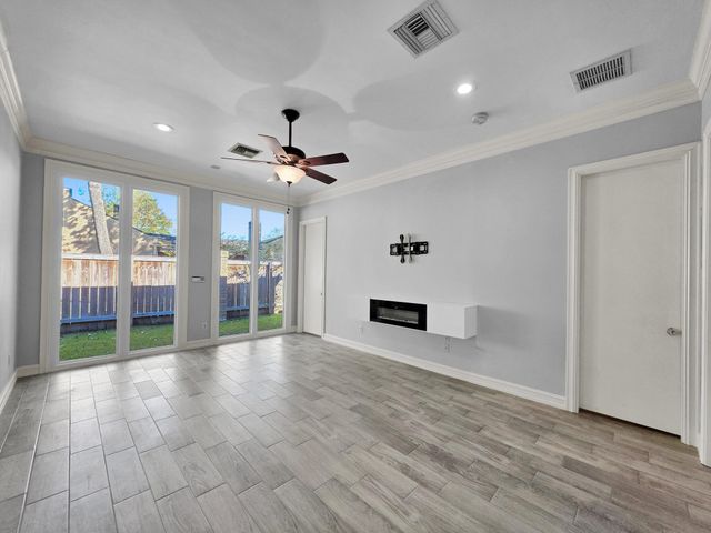 220 Summerwood Street, Beaumont, TX 77706