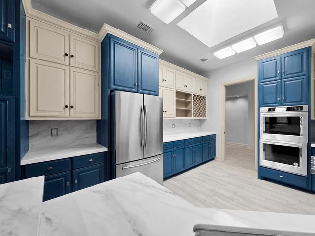 220 Summerwood Street, Beaumont, TX 77706