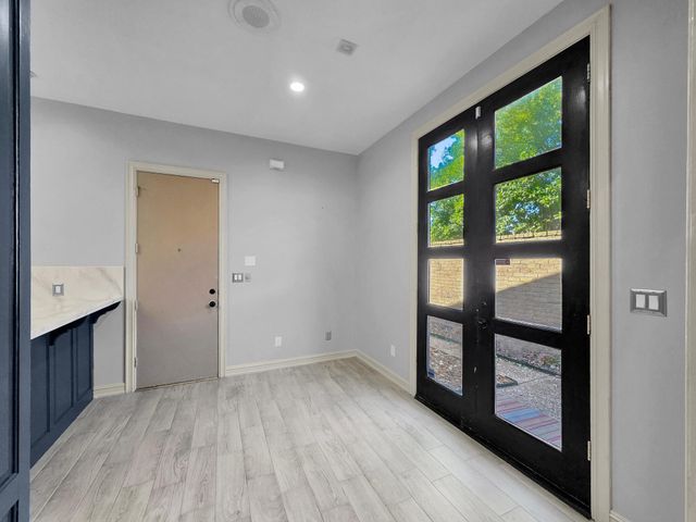 220 Summerwood Street, Beaumont, TX 77706