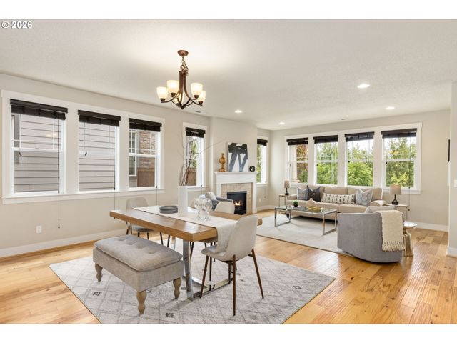 14780 Nw HYDRANGEA Ct, Portland, OR 97229