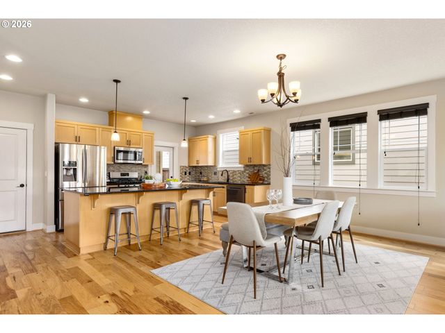 14780 Nw HYDRANGEA Ct, Portland, OR 97229