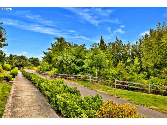 14780 Nw HYDRANGEA Ct, Portland, OR 97229
