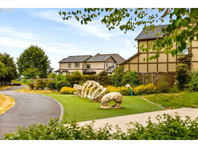 14780 Nw HYDRANGEA Ct, Portland, OR 97229