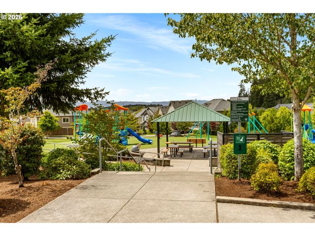 14780 Nw HYDRANGEA Ct, Portland, OR 97229