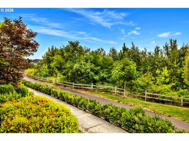 14780 Nw HYDRANGEA Ct, Portland, OR 97229