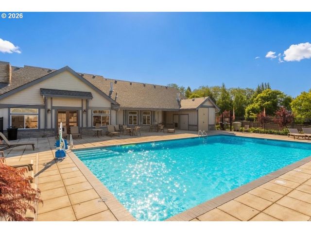 14780 Nw HYDRANGEA Ct, Portland, OR 97229