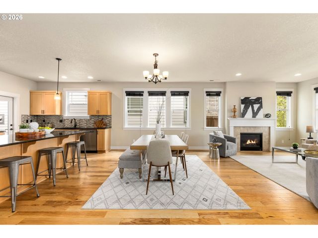 14780 Nw HYDRANGEA Ct, Portland, OR 97229