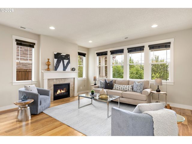 14780 Nw HYDRANGEA Ct, Portland, OR 97229