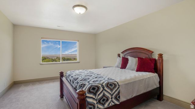 1596 E MILLBROOK WAY, Bountiful, UT 84010