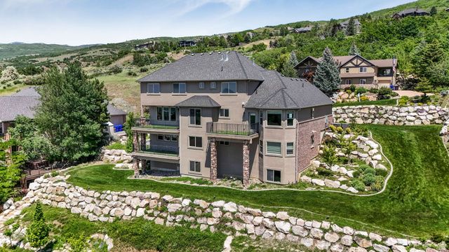 1596 E MILLBROOK WAY, Bountiful, UT 84010