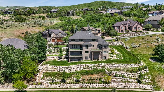 1596 E MILLBROOK WAY, Bountiful, UT 84010