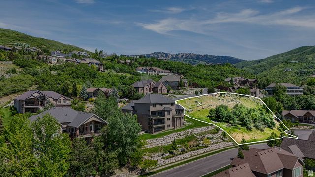 1596 E MILLBROOK WAY, Bountiful, UT 84010