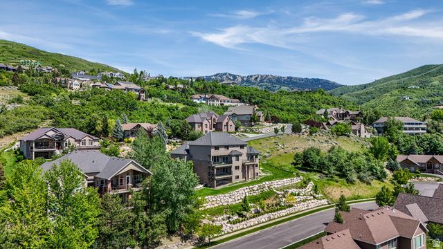 1596 E MILLBROOK WAY, Bountiful, UT 84010