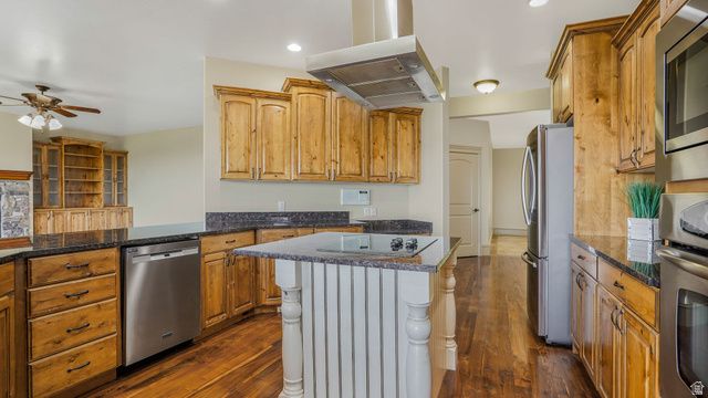 1596 E MILLBROOK WAY, Bountiful, UT 84010