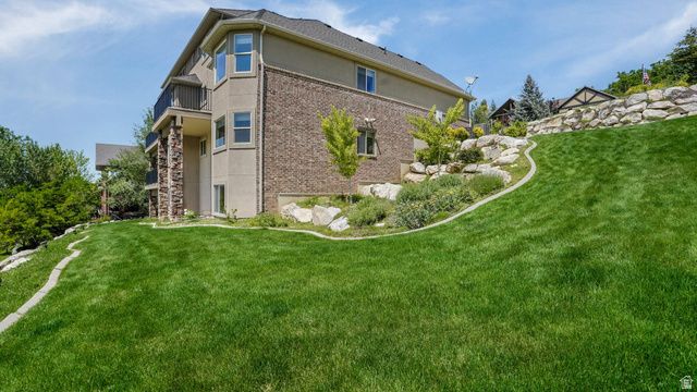 1596 E MILLBROOK WAY, Bountiful, UT 84010