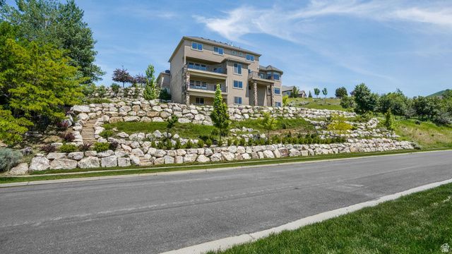 1596 E MILLBROOK WAY, Bountiful, UT 84010