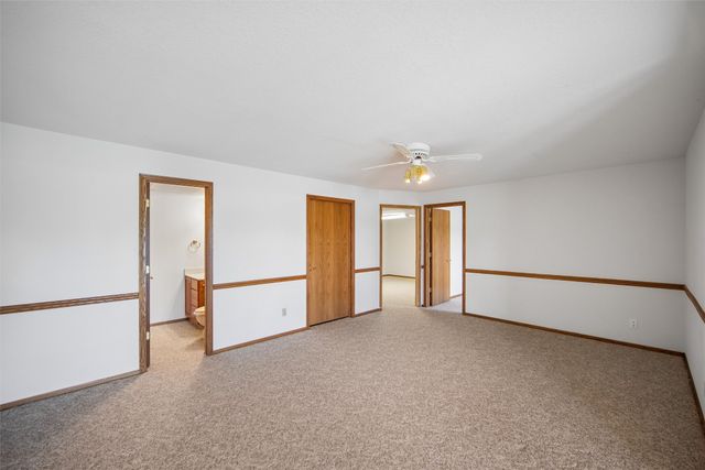 810 NE Vail Court, Ankeny, IA 50021