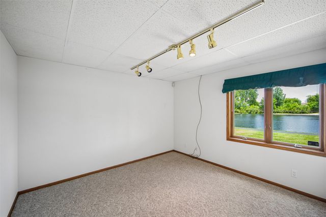 810 NE Vail Court, Ankeny, IA 50021