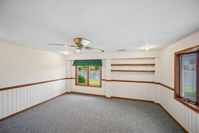 810 NE Vail Court, Ankeny, IA 50021