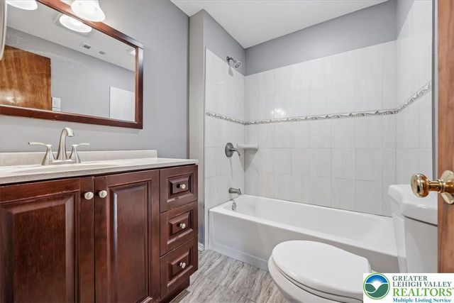1219 East Highland Street, Allentown City, PA 18109