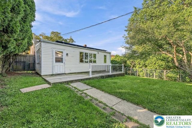 1219 East Highland Street, Allentown City, PA 18109