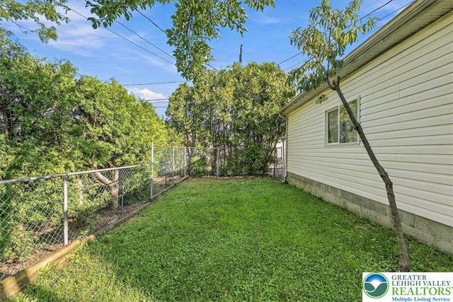 1219 East Highland Street, Allentown City, PA 18109