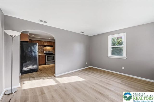 1219 East Highland Street, Allentown City, PA 18109
